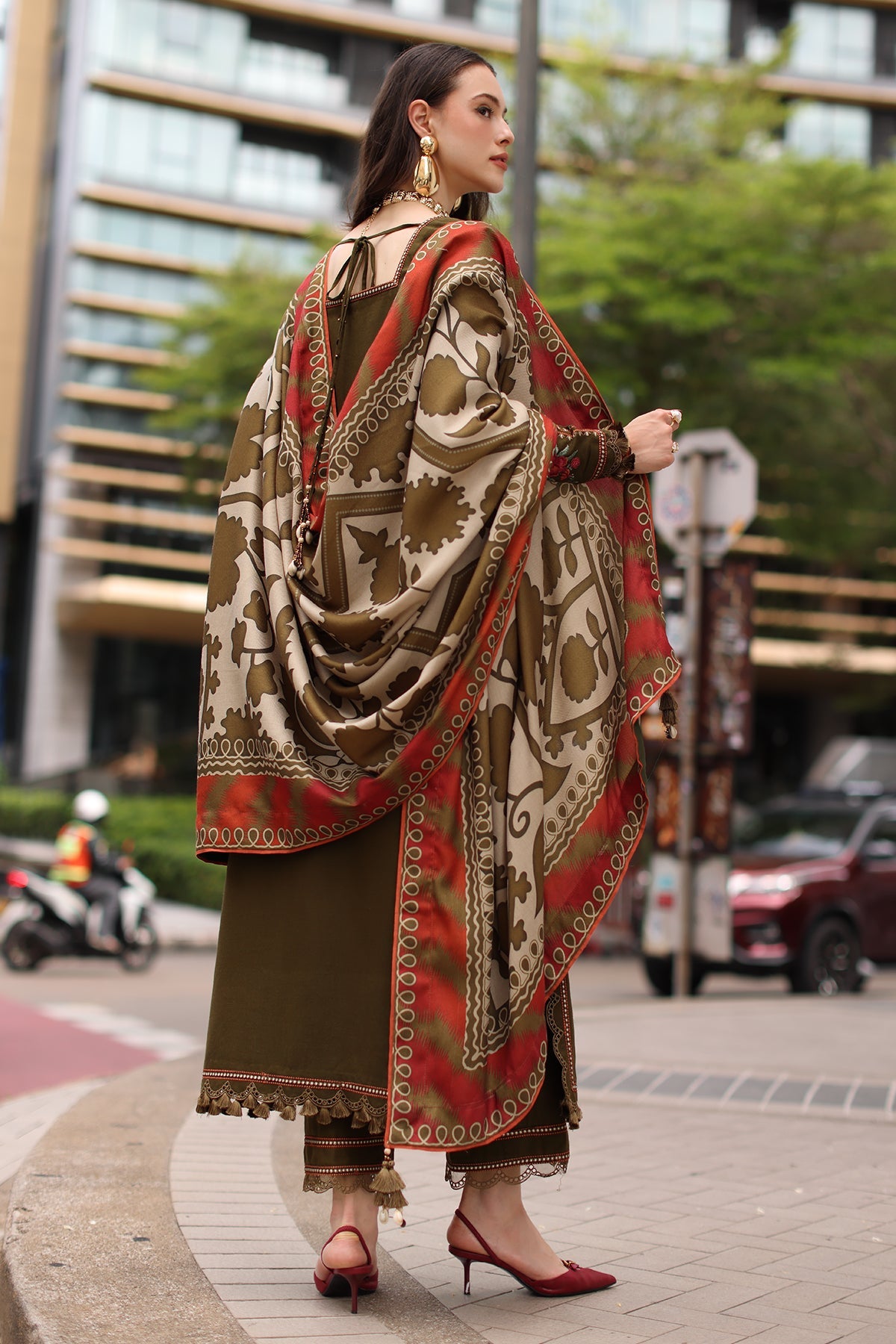 CHARIZMA-3PC DHANAK EMBROIDERED SHIRT WITH COUTRAI PRINTED SHAWL AND EMB TROUSER-BIC-5320