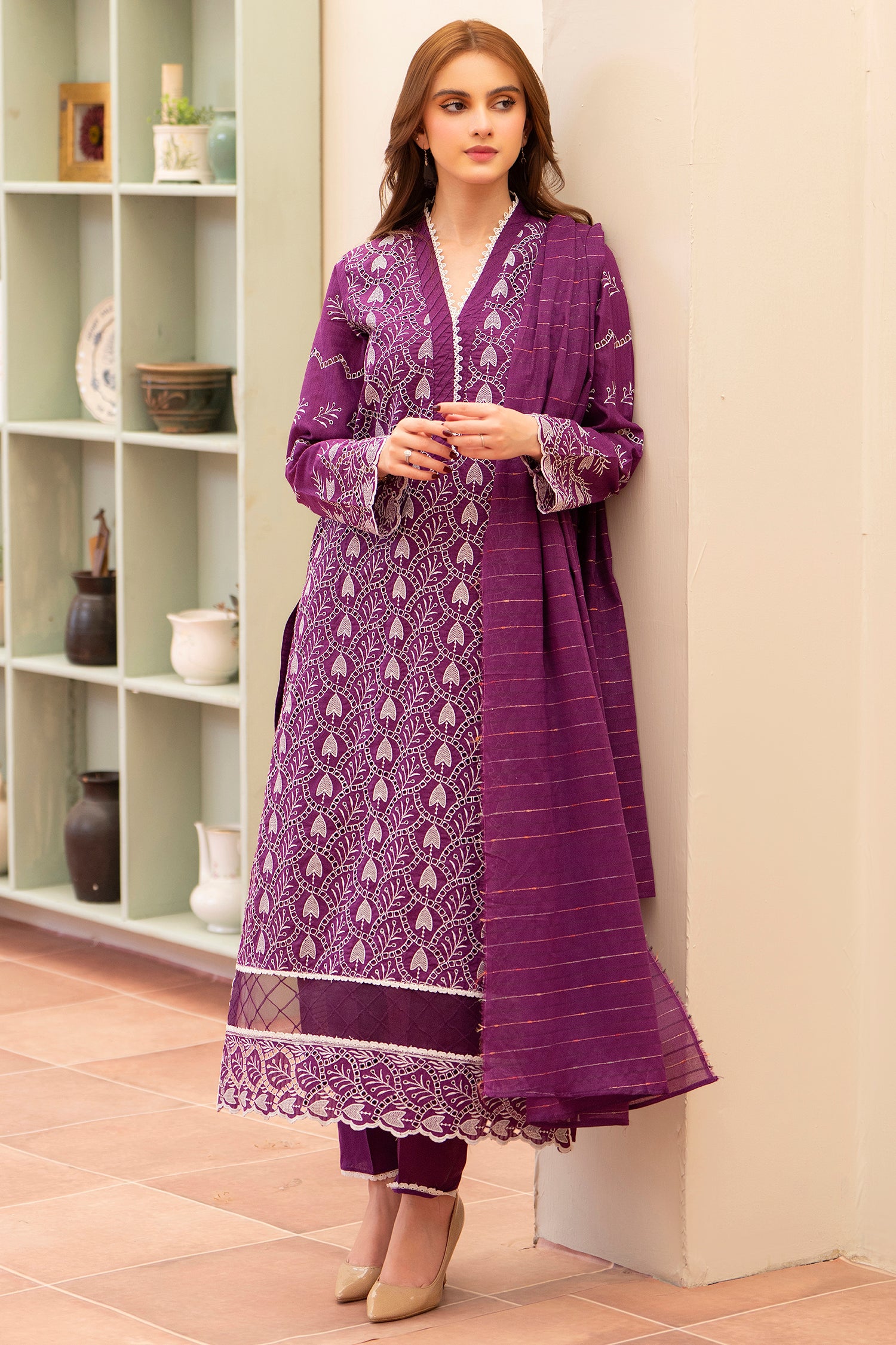 MIRAKHI-3PC LAWN CHIKENKARI EMBROIDERED SHIRT WITH LAWN TUBE SLUB DUPATTA-BIC-6800