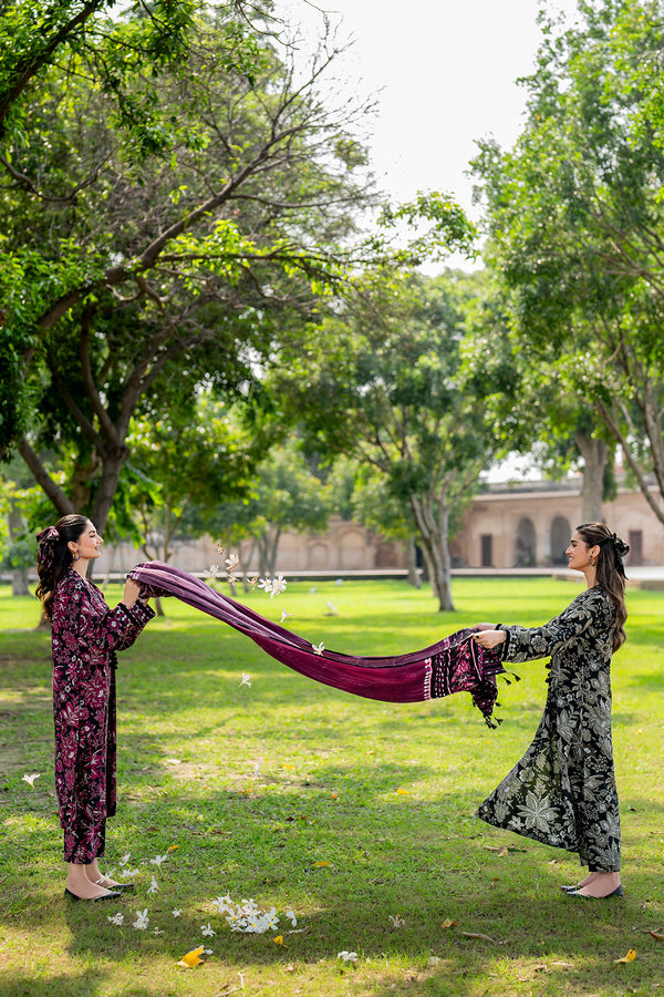 BAROUQUE-3PC KHADDAR PRINTED  SHIRT WITH KHADDAR PRINT DUPATTA AND PRINT TROUSER-BIC-2633