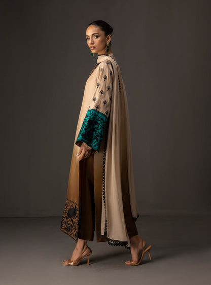 ZAINAB CHOTANI-3PC SHAMOZ SILK PRINT EMBROIDERED SHIRT WITH SOFT SILK PRINT DUPATTA & SILK TROUSER BIC-1717