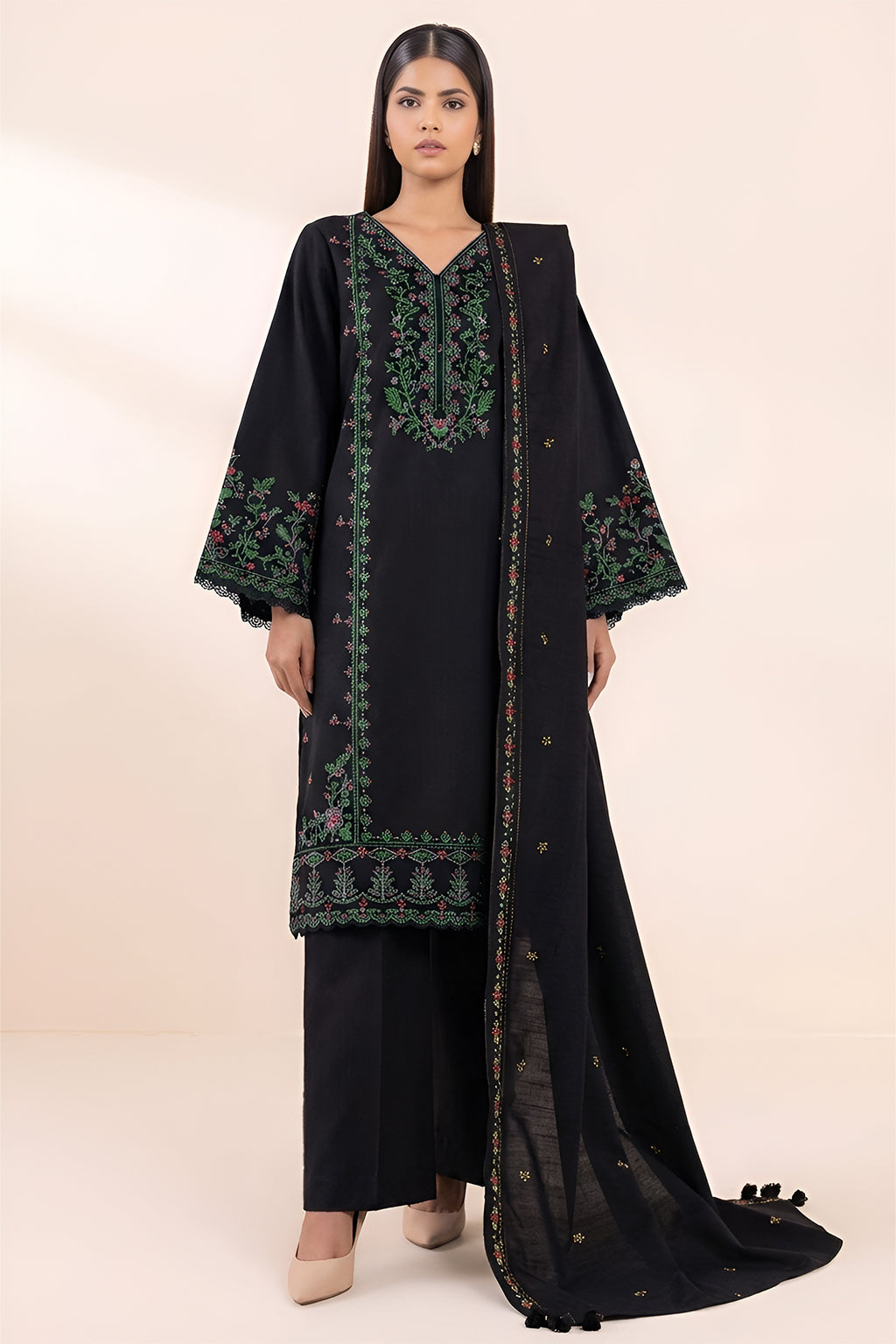 SAPPHIRE- 3PC LAWN EMBROIDERED SHIRT WITH LAWN EMBROIDERED DUPATTA AND TROUSER-BIC-3603 (BLACK)