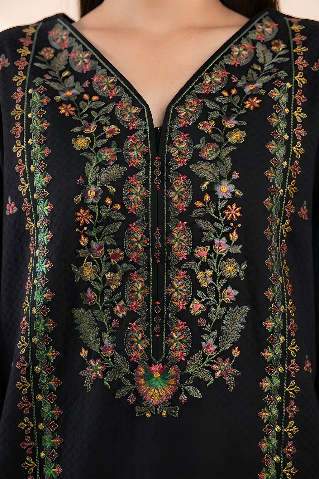 SAPPHIRE- 3PC LAWN EMBROIDERED SHIRT WITH LAWN EMBROIDERED DUPATTA AND TROUSER-BIC-3603 (BLACK)