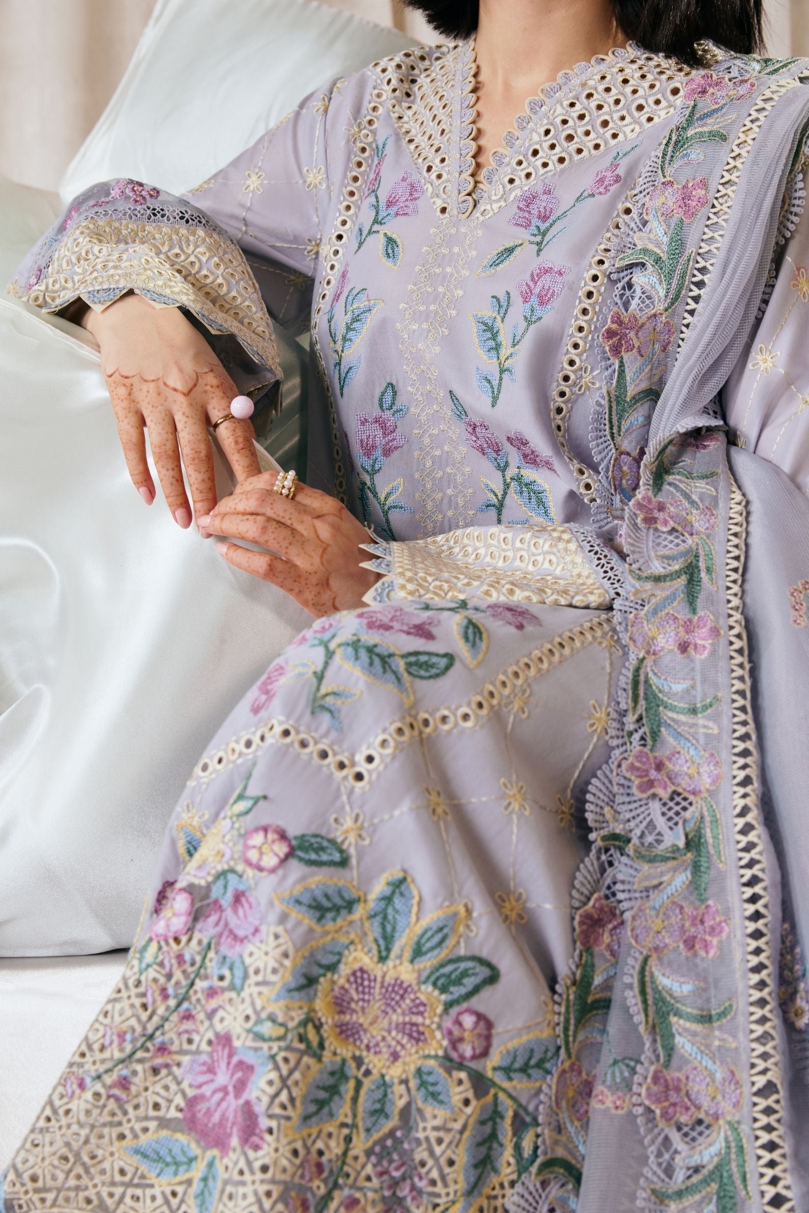 MARYAM HUSSAIN-3PC LAWN EMBROIDERED SHIRT WITH KHADDI NET EMB DUPATTA AND TROUSER-BIC-4913
