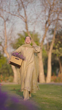 RANG RASIYA-3PC LAWN  EMBROIDERED SHIRT WITH MONARK PRINTED EMB DUPATTA AND TROUSER-BIC-4899