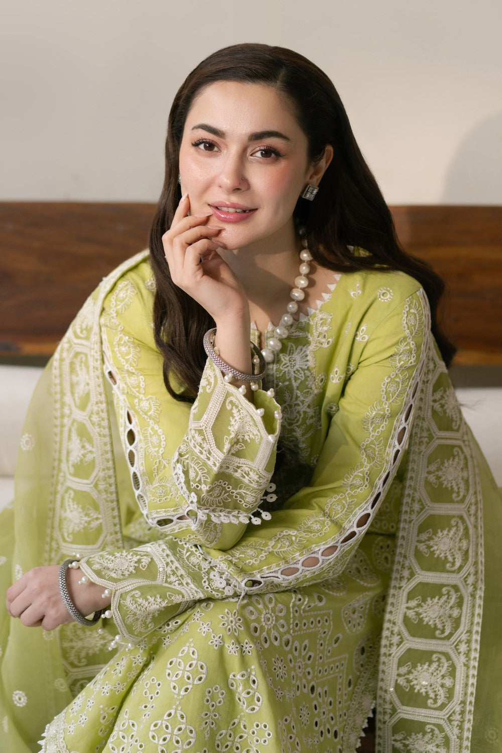 MARYAM & MARIA-3PC LAWN EMBROIDERED SHIRT WITH ORGANZA EMBROIDERED DUPATTA & TROUSER-BIC-3704