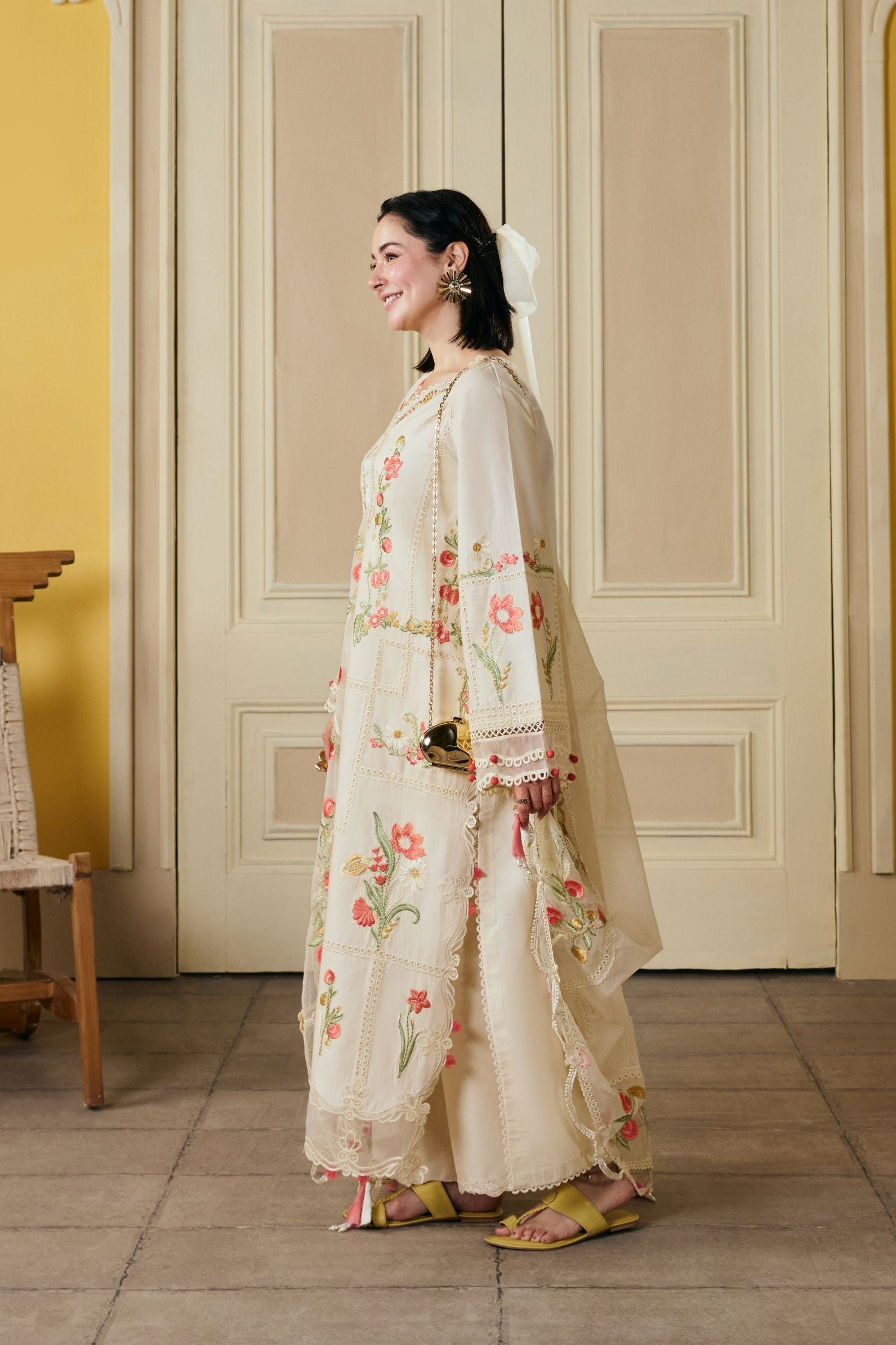 MARYAM HUSSAIN-3PC LAWN HEAVY EMBROIDERED SHIRT WITH ORGANZA EMB DUPATTA AND TROUSER-BIC-4903