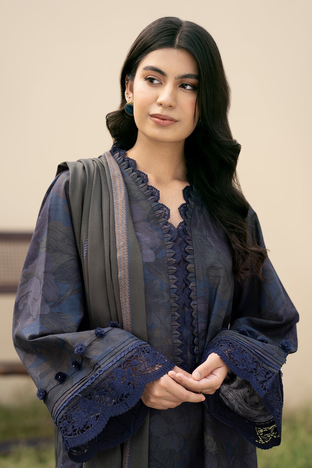 BAROQUE-3PC KHADDAR PRINTED SHIRT WITH KHADDAR PRINT DUPATTA AND PRINT TROUSER-BIC-2631