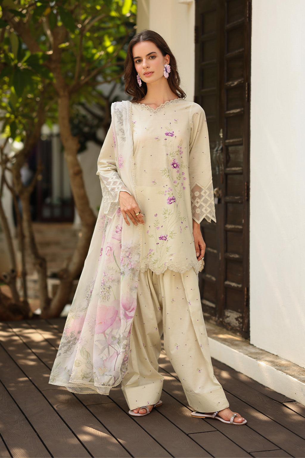 IZNIK-3PC LAWN EMB PRINTED SHIRT WITH SILK PRINTED DUPATTA & PRINTED TROUSER-BIC-044