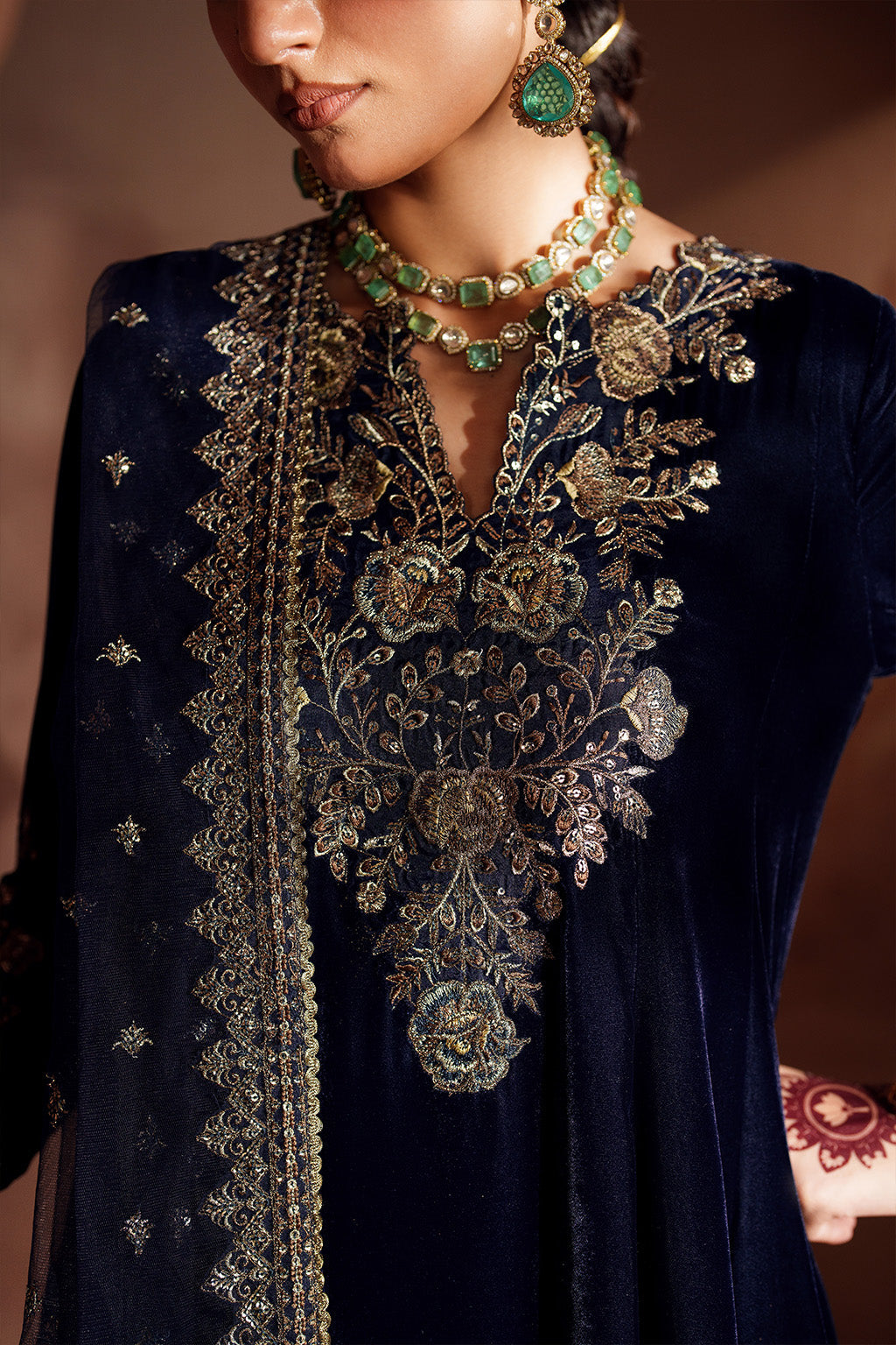 IZNIK-3PC VELVET EMBROIDERED NECKLINE WITH ORGANZA EMBROIDERED DUPATTA & VELVET EMB TROUSER-BIC-4362