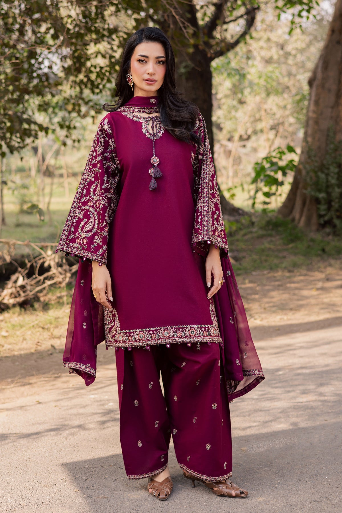 BATIK-3PC DHANAK EMBROIDERED SHIRT WITH CHIFFON EMBROIDERED DUPATTA AND EMB TROUSER -BIC-5163