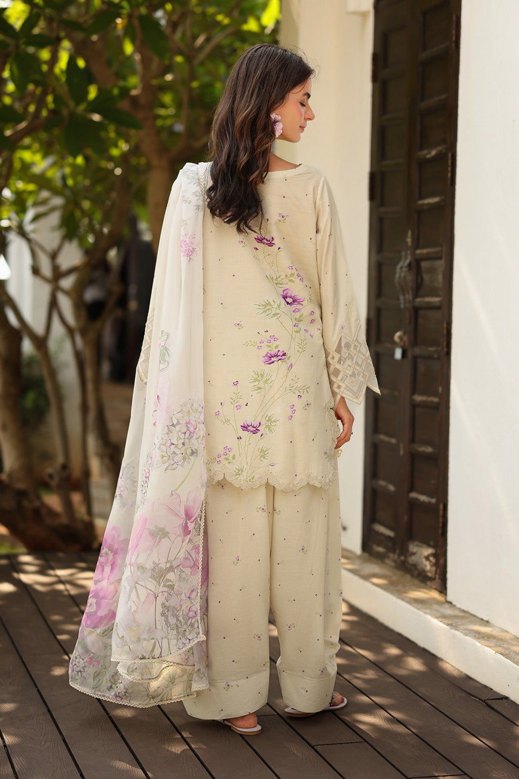 IZNIK-3PC LAWN EMB PRINTED SHIRT WITH SILK PRINTED DUPATTA & PRINTED TROUSER-BIC-044