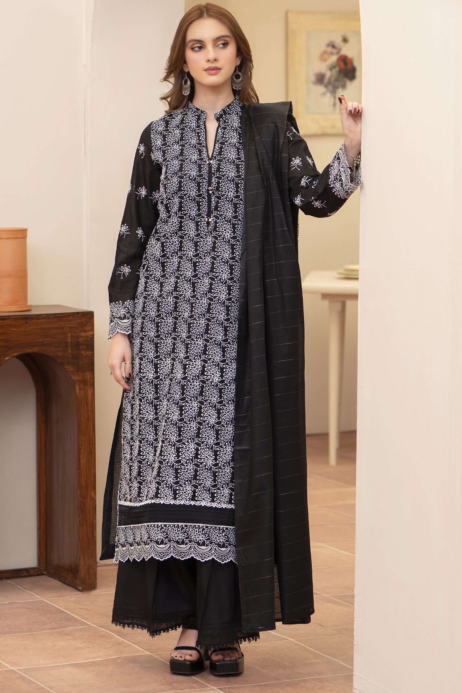 MIRAKHI-3PC LAWN CHIKENKARI EMBROIDERED SHIRT WITH LAWN TUBE SLUB DUPATTA-BIC-6400