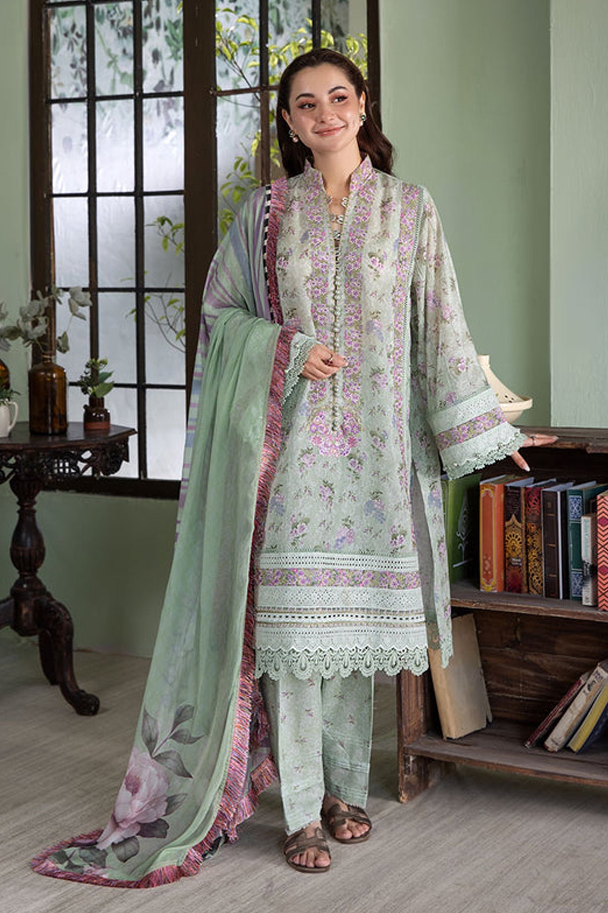 SOBIA NAZIR-3PC KARANDI PRINTED EMBROIDERED SHIRT WITH KARANDI PRINTED DUPATTA AND TROUSER-BIC-2564