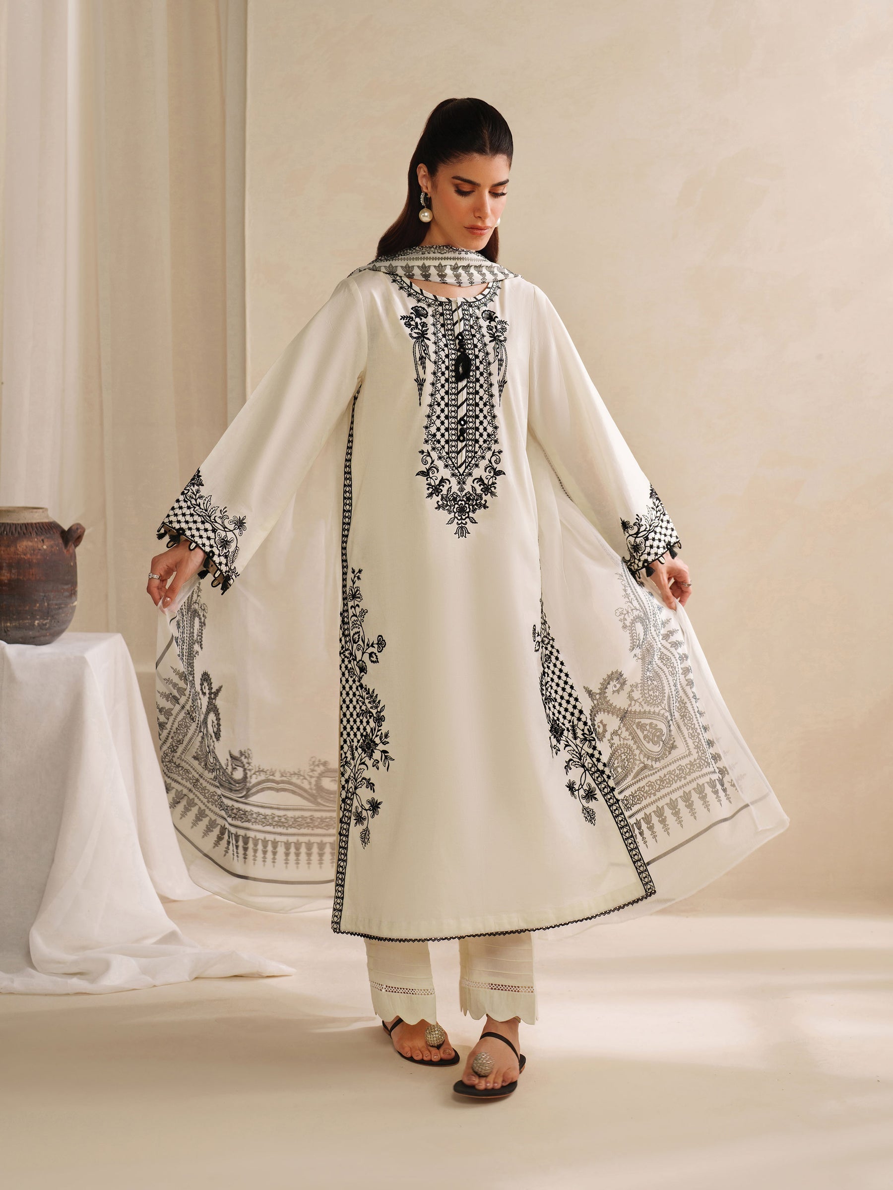 GARNET-3PC KHADDAR EMBROIDERED SHIRT WITH COURTRAI PRINTED SHAWL AND TROUSER-BIC-4307