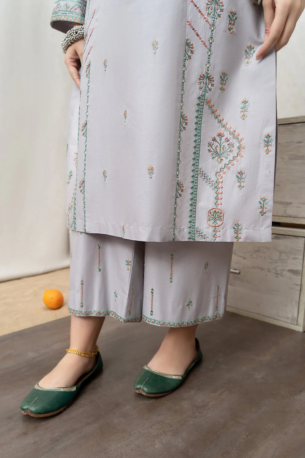 URGE-3PC DHANAK EMBROIDERED SHIRT WITH COUTRAI WOOL PRINTED SHAWL & EMB TROUSER-BIC-4007