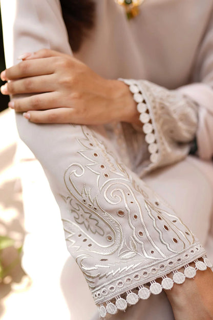 NATASHA KAMAL -3PC DHANAK EMBROIDERED WITH DIAMOND SILK PRINTED DUPATTA & TROUSER -BIC-3186