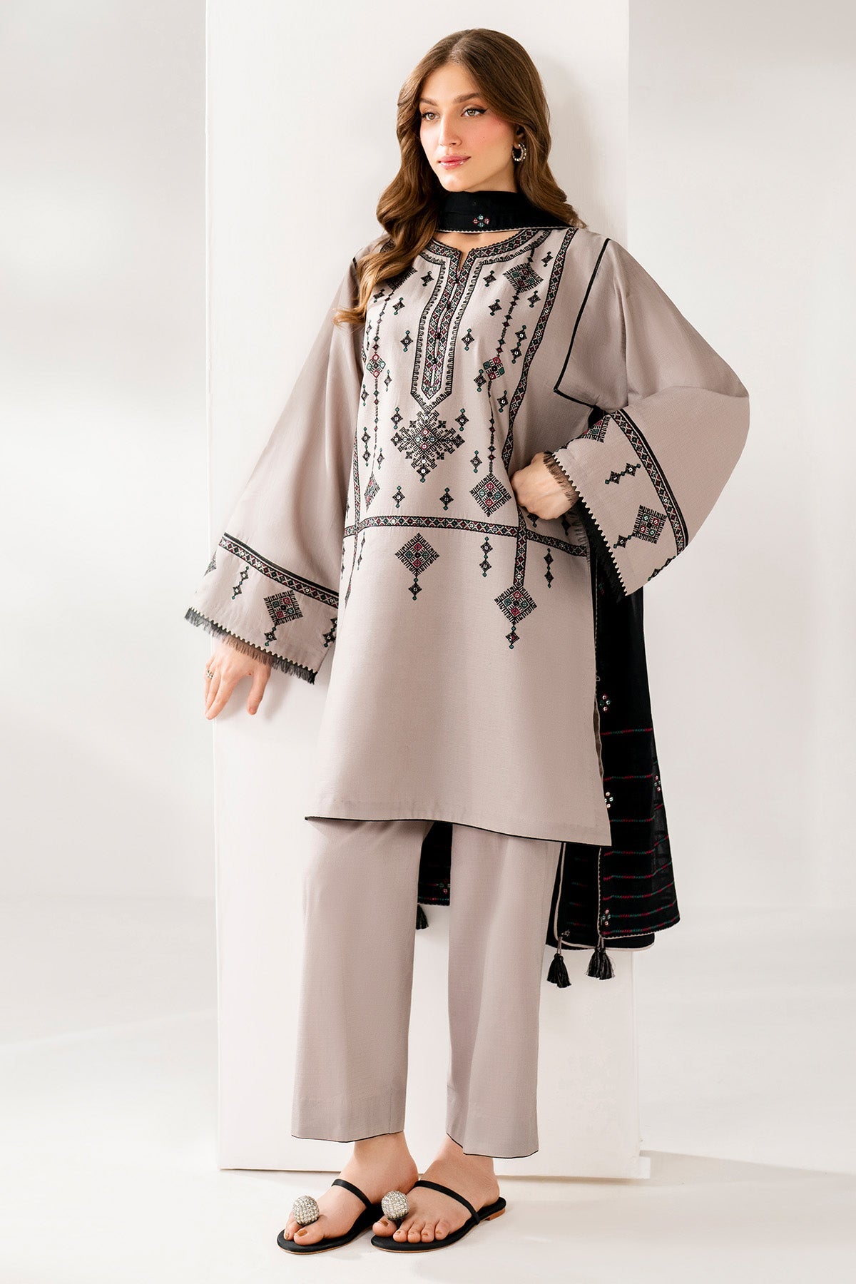 JAZMIN-3PC DHANAK EMBROIDERED SHIRT WITH CHIFFON EMB DUPATTA AND TROUSER-BIC-4192