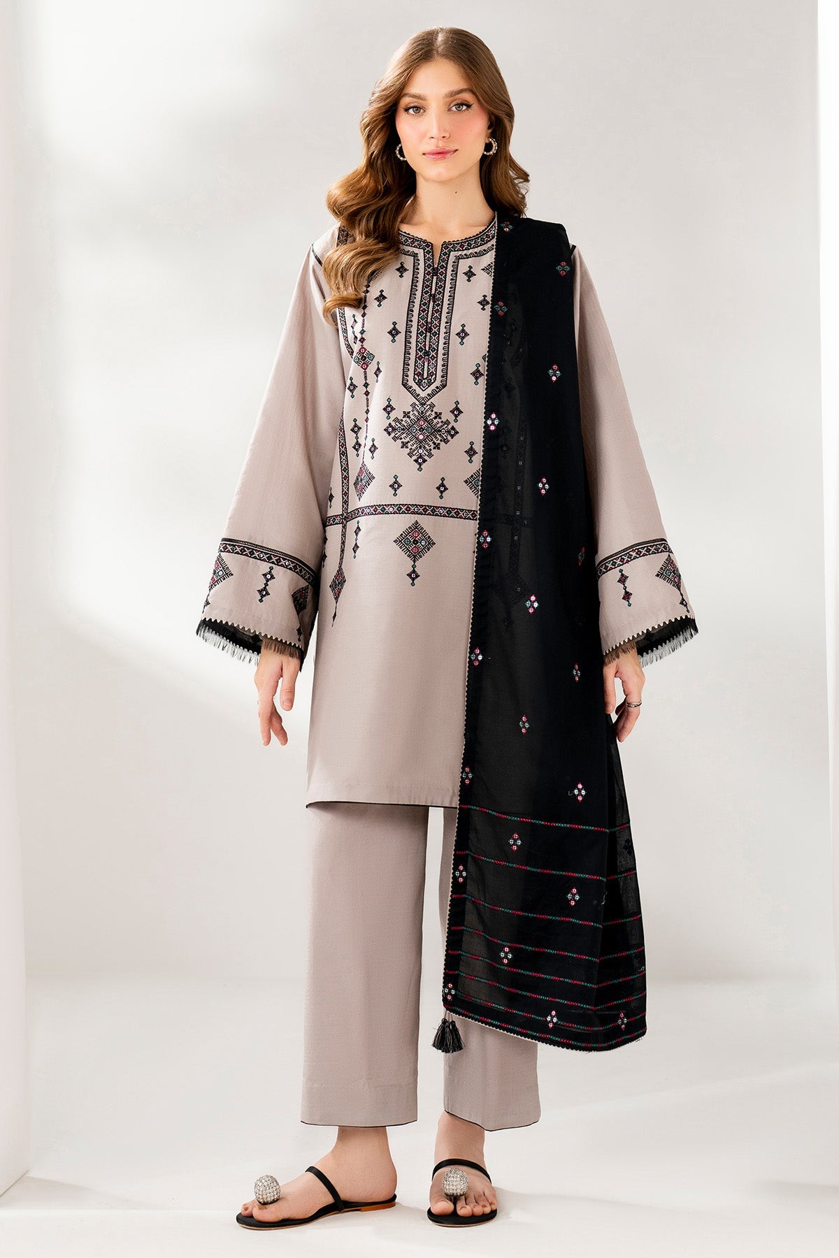 JAZMIN-3PC DHANAK EMBROIDERED SHIRT WITH CHIFFON EMB DUPATTA AND TROUSER-BIC-4192