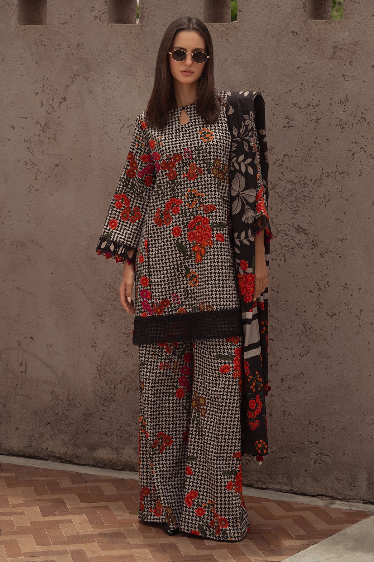 CHARIZMA-3PC KHADDAR PRINTED SHIRT WITH KHADDAR PRINTED DUPATTA AND PRINT TROUSER-BIC-2653