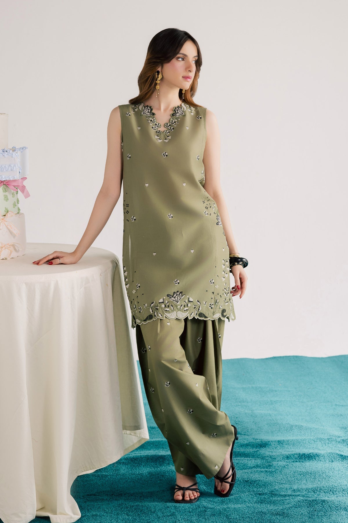 BATIK-2PC LAWN EMBROIDERED SHIRT WITH LAWN EMBROIDERED TROUSER-BIC-270
