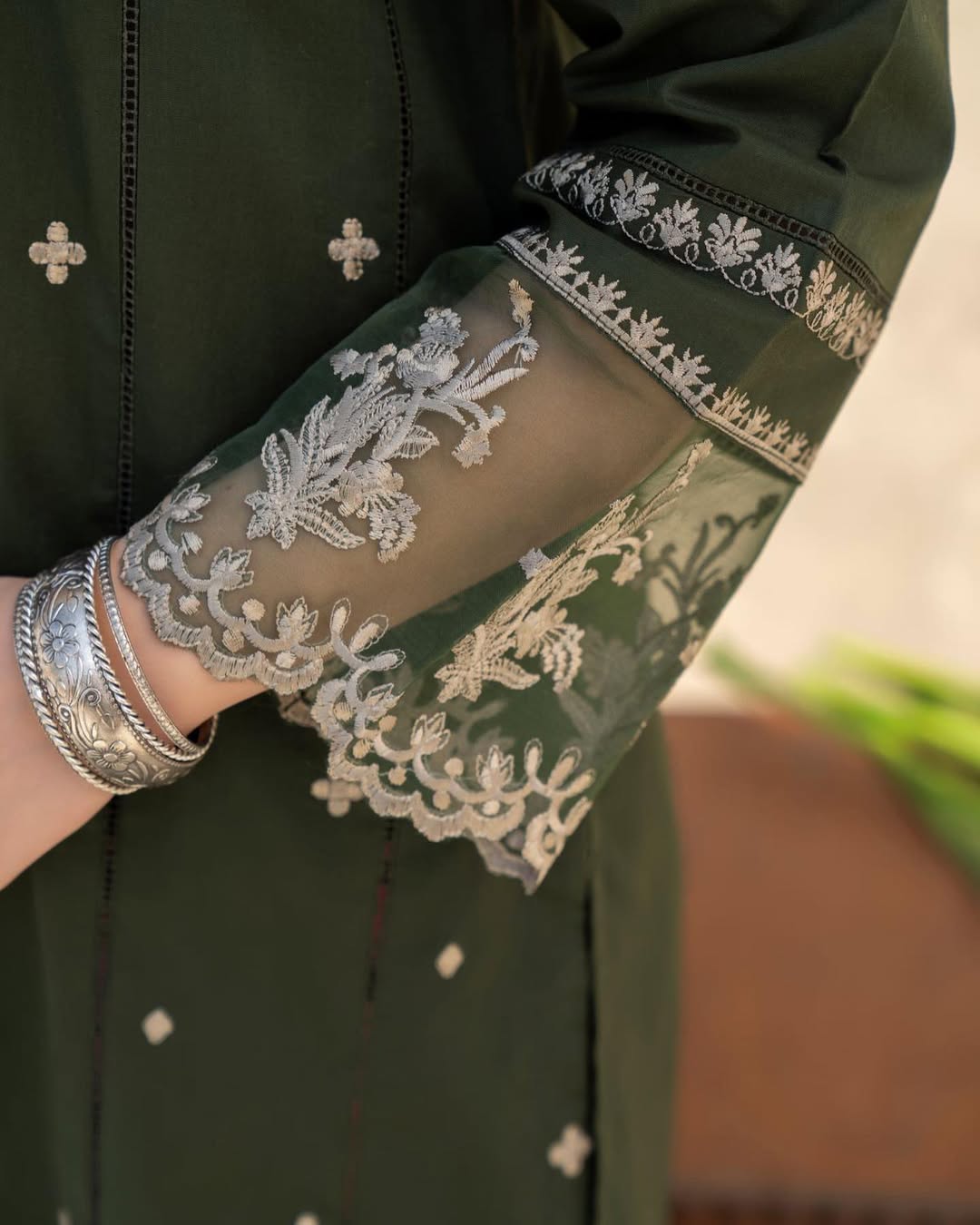 LAZULI-3PC DHANAK EMBROIDERED SHIRT WITH MONARK EMBROIDERED DUPATTA AND TROUSER-BIC-4293