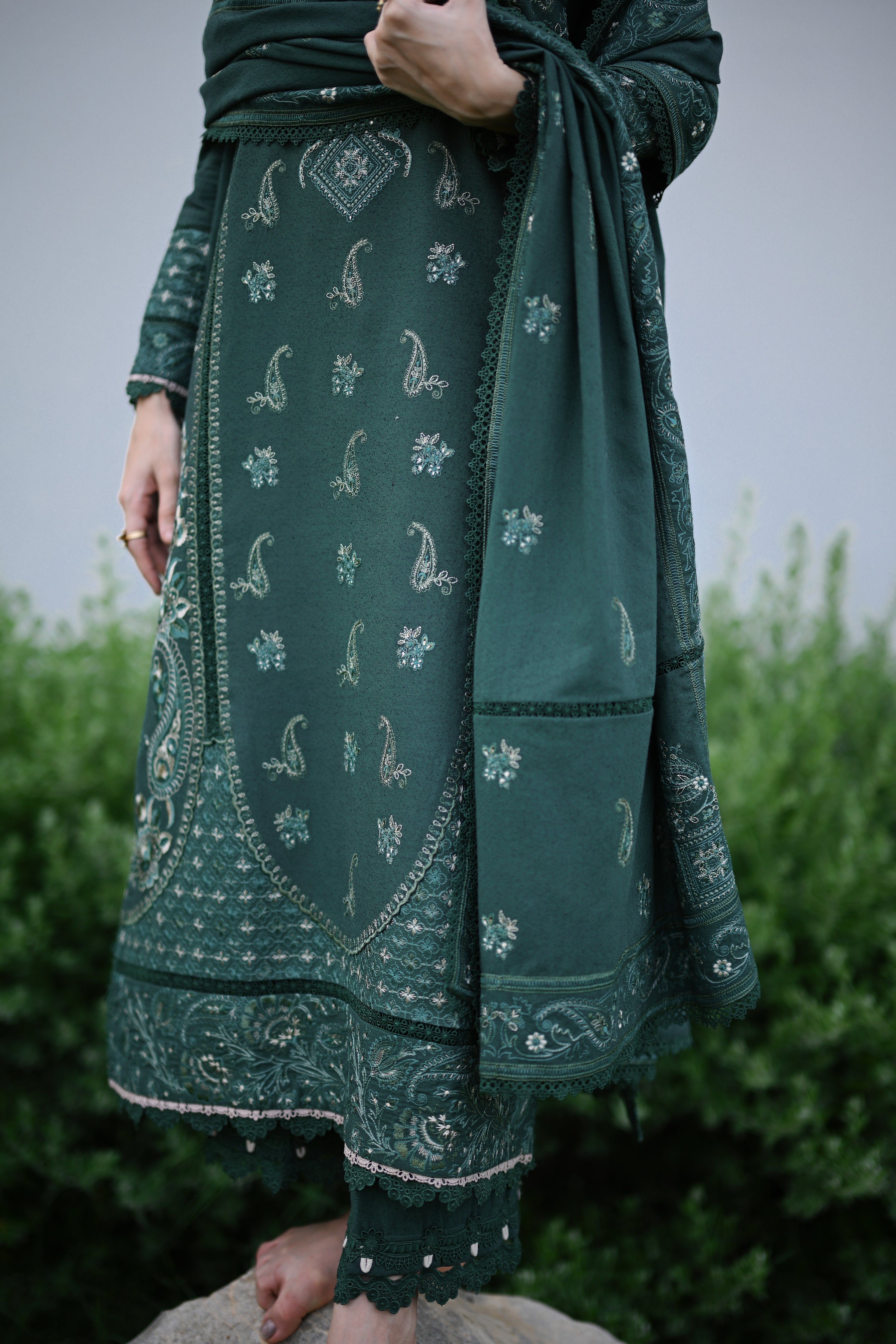 ZAIB-3PC DHANAK EMBROIDERED SHIRT WITH DHANAK EMBROIDERED SHAWL AND TROUSER-BIC-5042
