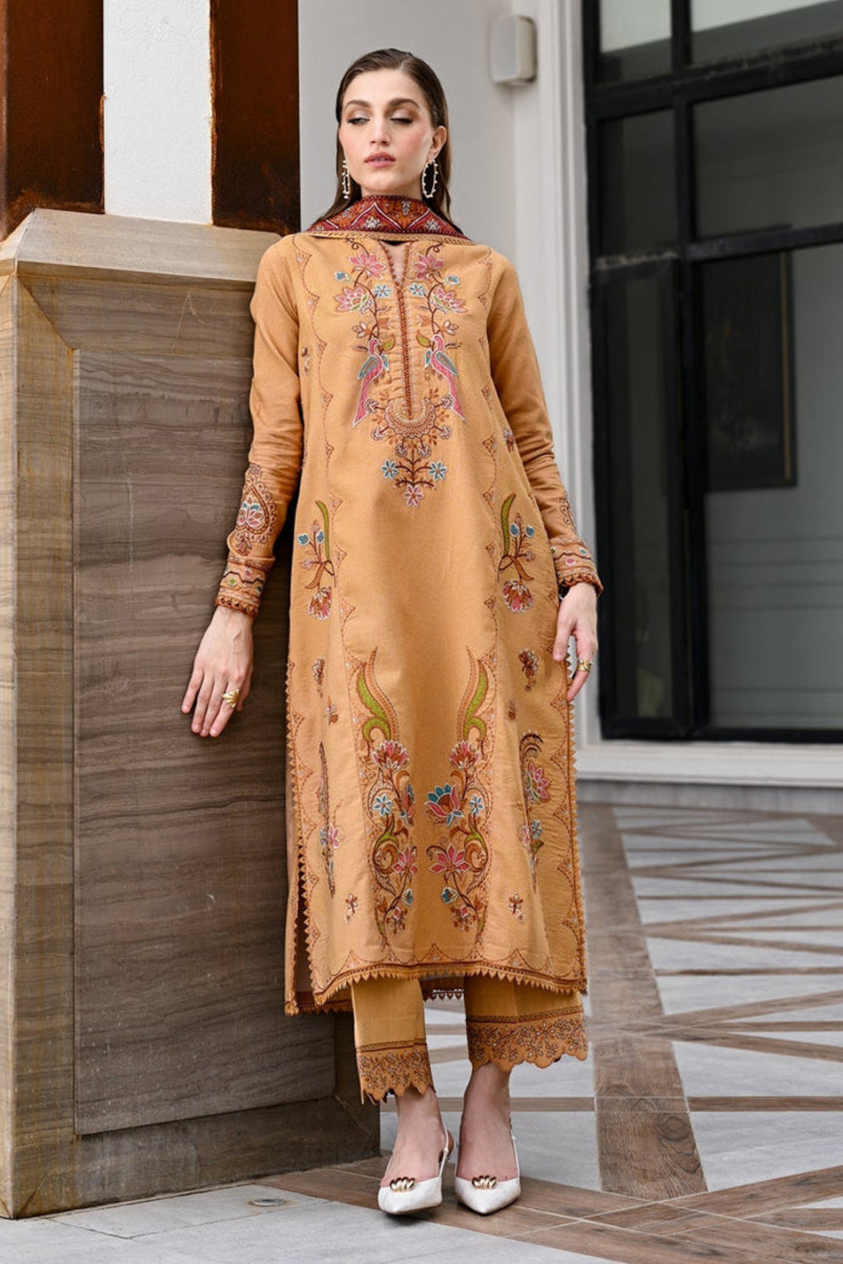 ZAIB-3PC KARANDI EMBROIDERED SHIRT WITH COUTRAI PRINTED SHAWL AND EMB TROUSER-BIC-5284
