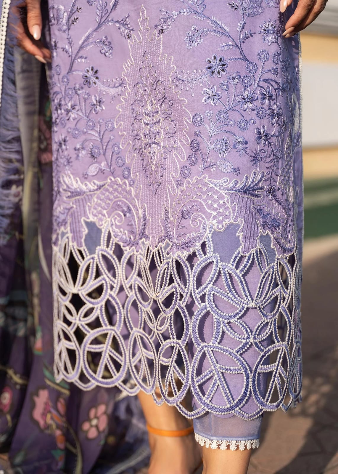 MUSHQ-3PC LAWN EMBROIDERED SHIRT WITH MONARK PRINT DUPATTA AND TROUSER-BIC-3551