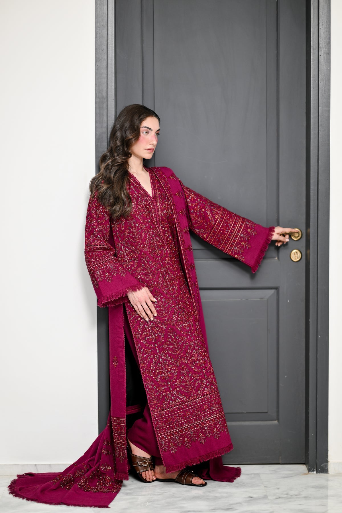 ZAIB-3PC KARANDI EMBROIDERED SHIRT WITH KARANDI EMBROIDERED SHAWL AND TROUSER -BIC-5295