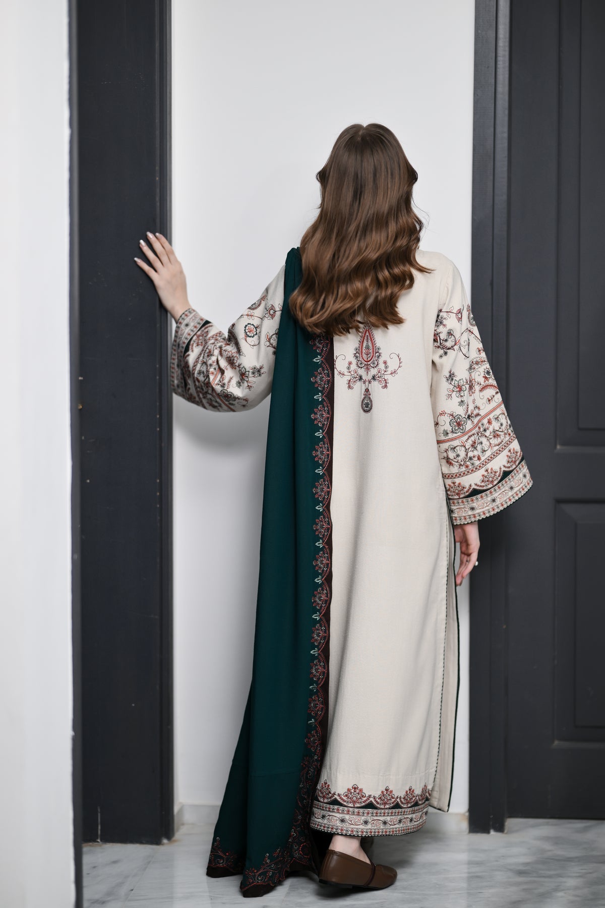 ZAIB-3PC KARANDI EMBROIDERED SHIRT WITH KARANDI EMBROIDERED SHAWL AND TROUSER-BIC-5302