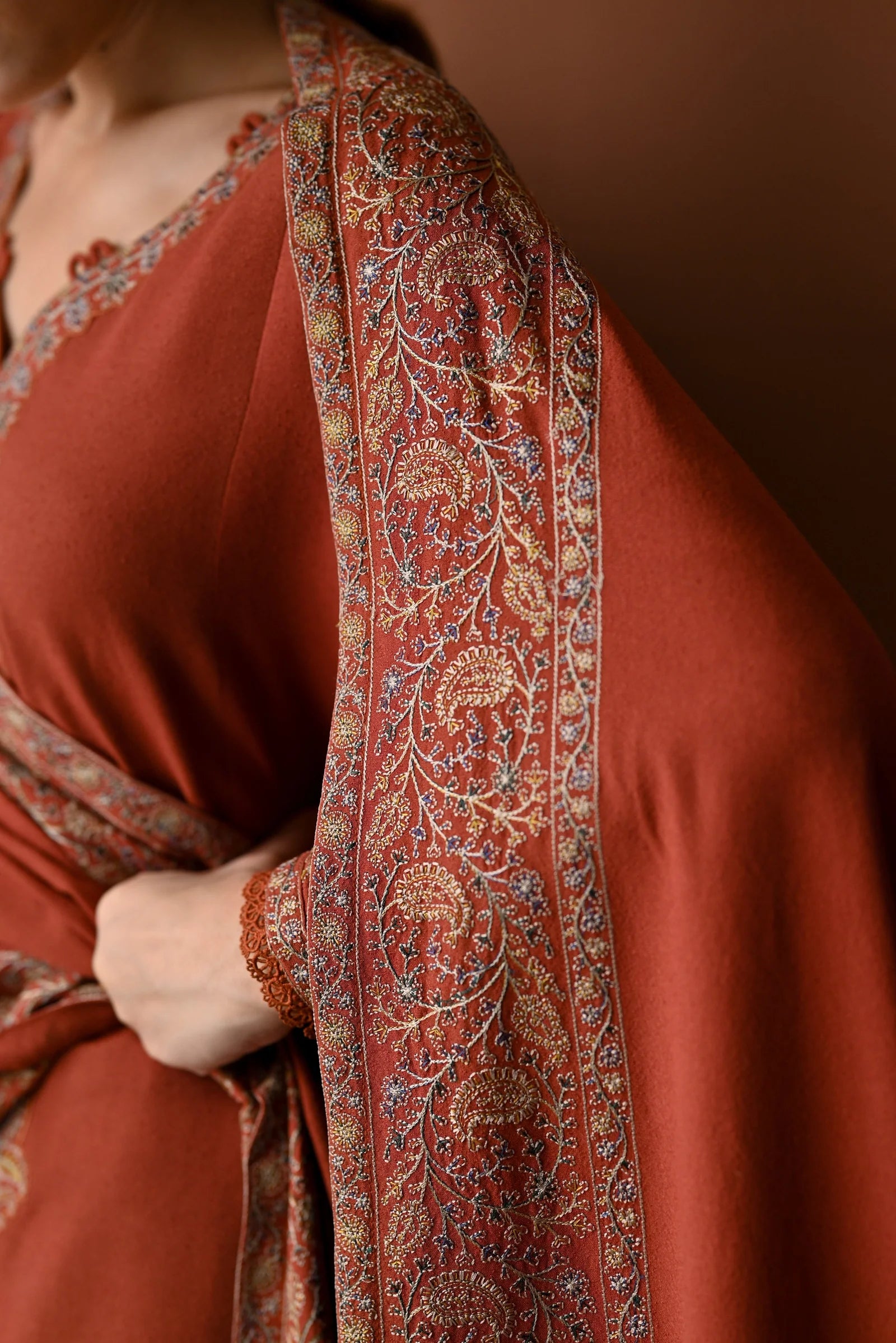 BATIK-3PC LAWN EMBROIDERED SHIRT WITH LAWN EMBROIDERED DUPATTA AND TROUSER-BIC-4684