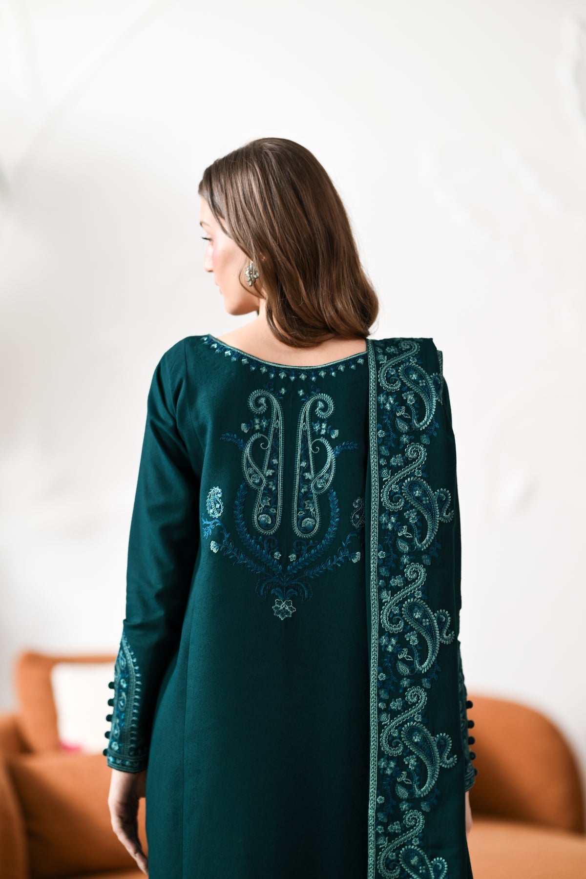 ZAIB-3PC KARANDI EMBROIDERED SHIRT WITH KARANDI EMBROIDERED SHAWL AND TROUSER -BIC-5304