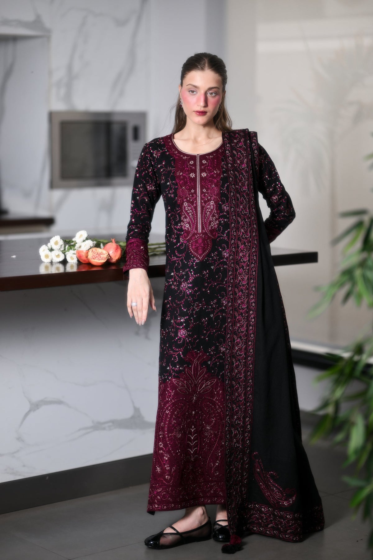 ZAIB-3PC KARANDI EMBROIDERED SHIRT WITH KARANDI EMBROIDERED SHAWL AND TROUSER -BIC-5297