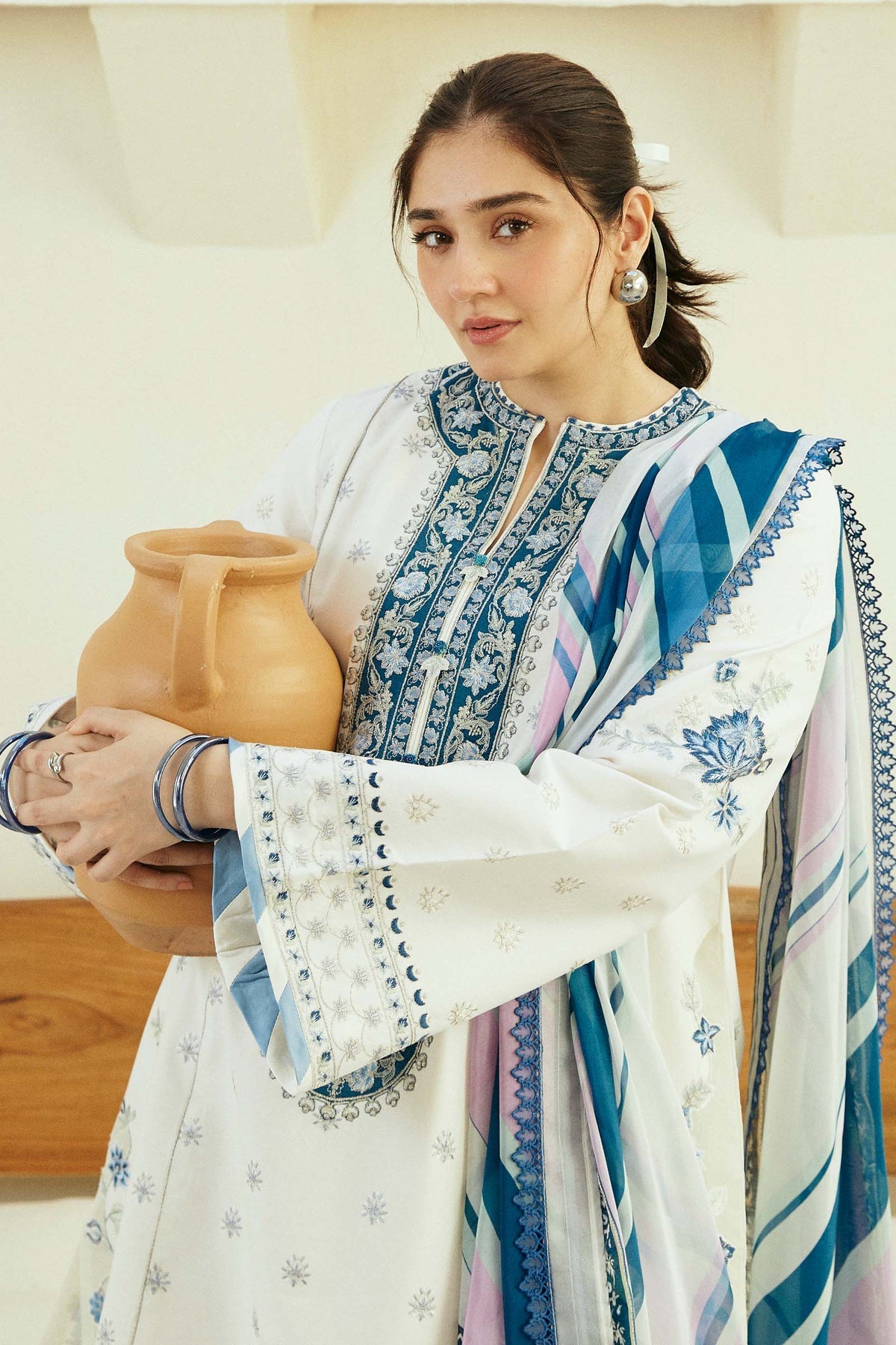 ZAHRA SHAHJAHAN- 3PC DHANAK  EMBROIDERED SHIRT WITH WOOL PRINT SHAWL-BIC-3233