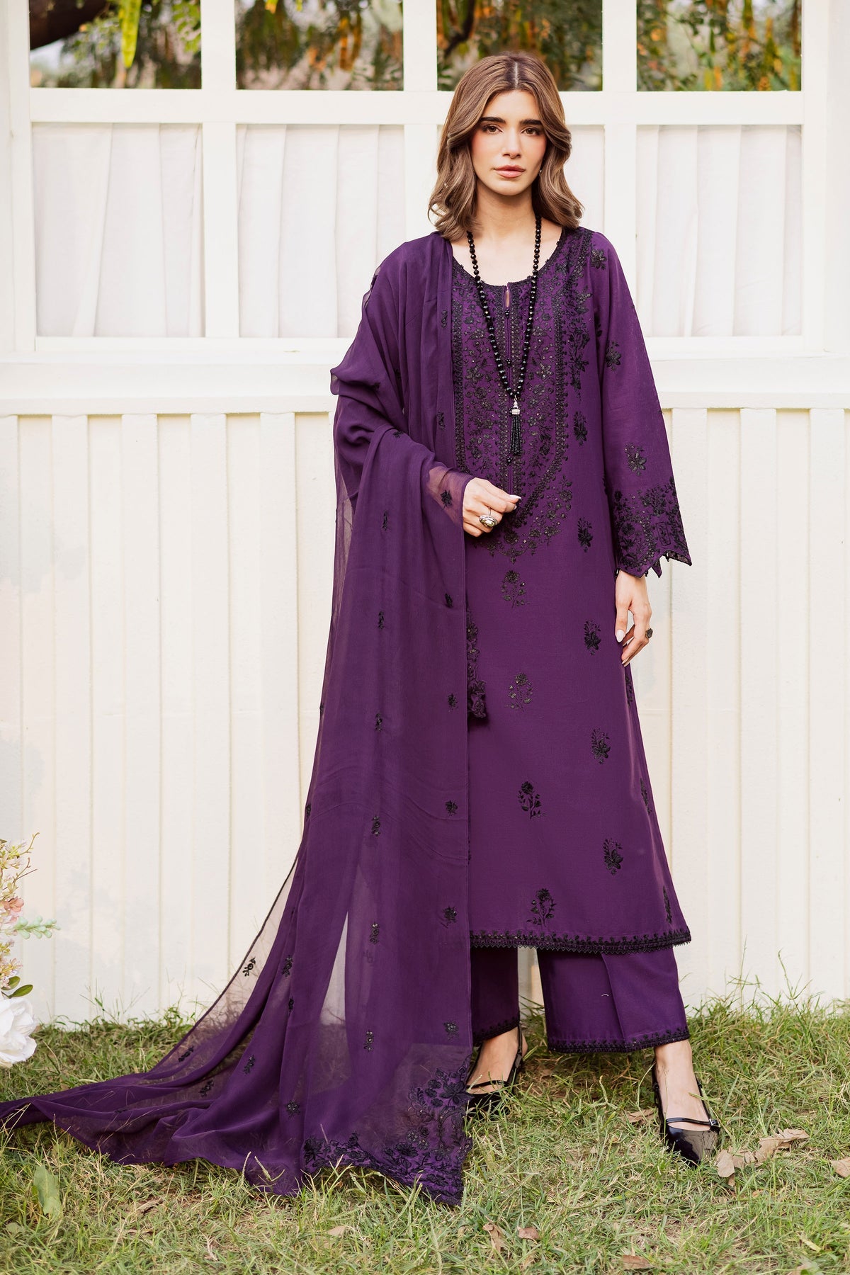 BATIK-3PC DHANAK EMBROIDERED SHIRT WITH CHIFFON EMBROIDERED DUPATTA AND EMB TROUSER -BIC-5170