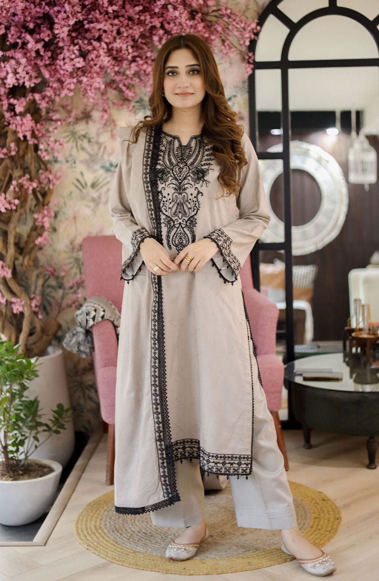 LIBAAS-3PC LAWN EMBROIDERED SHIRT WITH LAWN EMBROIDERED DUPATTA AND TROUSER -BIC-4561