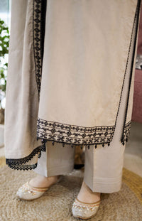 LIBAAS-3PC LAWN EMBROIDERED SHIRT WITH LAWN EMBROIDERED DUPATTA AND TROUSER -BIC-4561