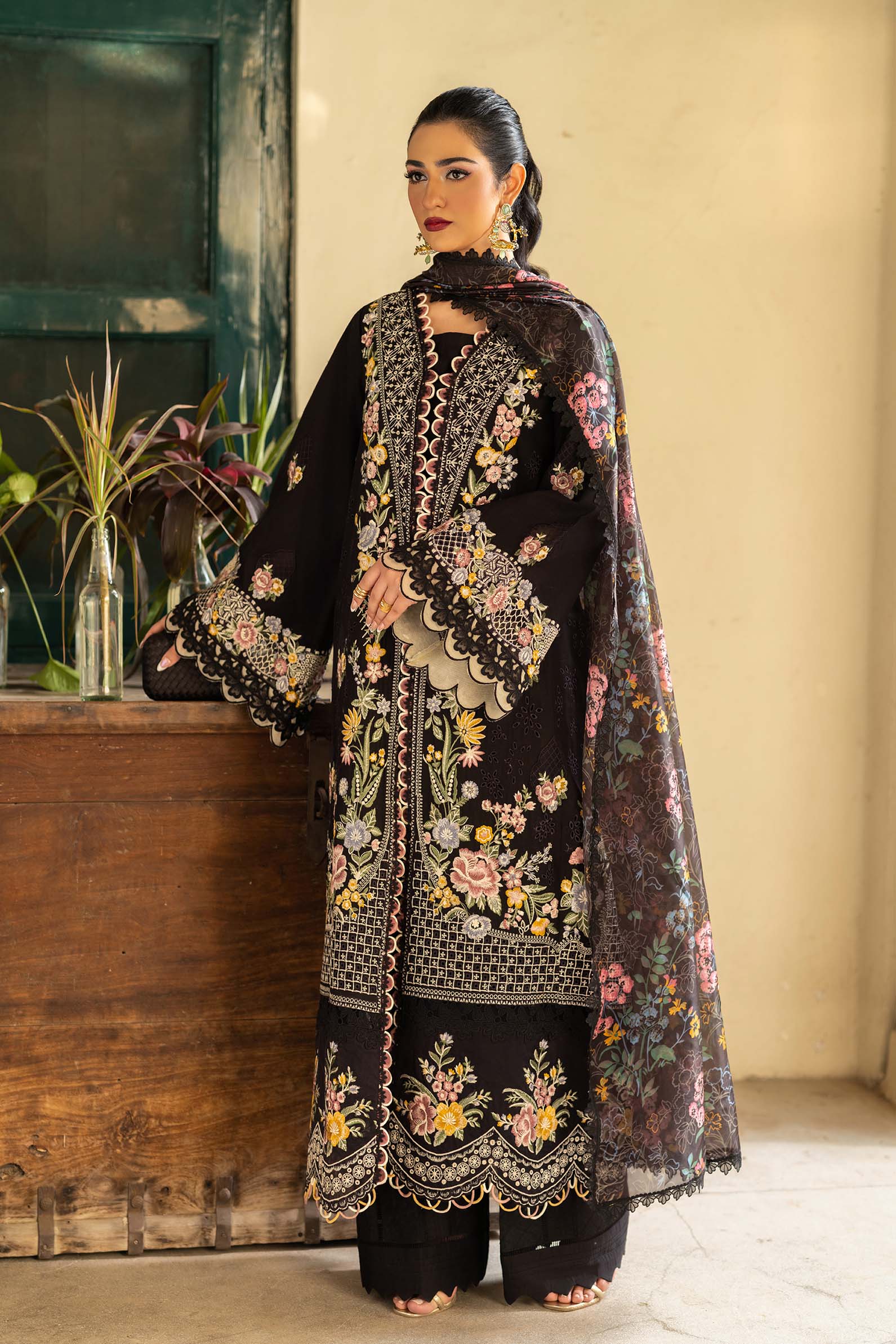 HUSSAIN REHAR-3PC LAWN EMBROIDERED SHIRT WITH CHIFFON PRINTED DUPATTA AND TROUSER-BIC-4702