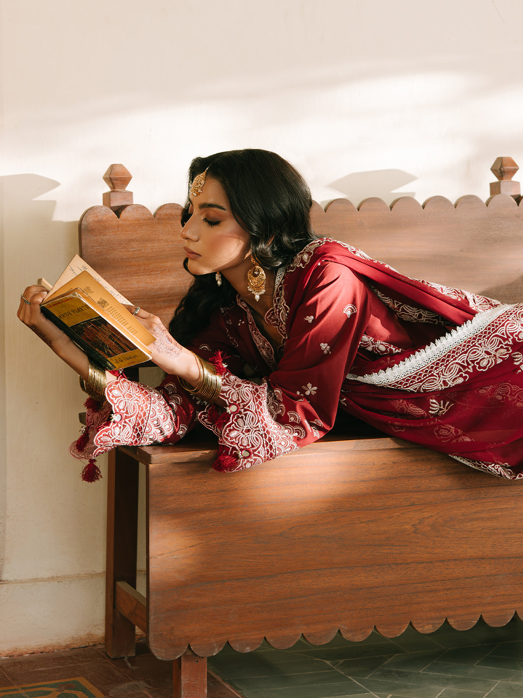 MAHNUR-3PIECE LAWN EMBROIDERED SHIRT WITH KHADDI NET EMB DUPATTA AND TROUSER-BIC-4700