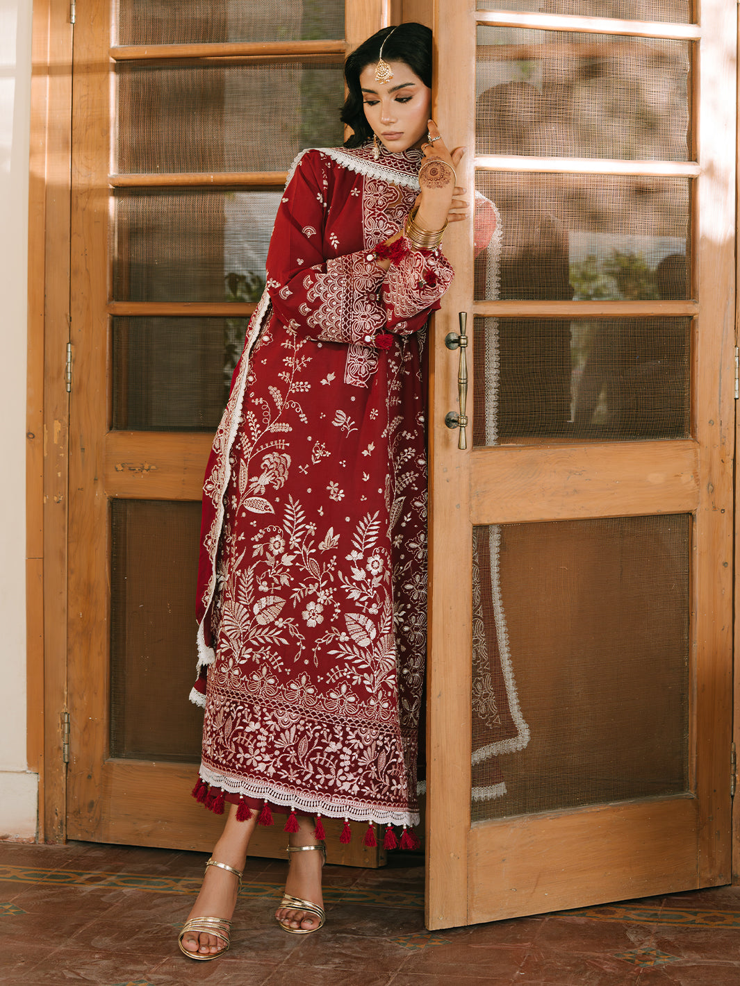 MAHNUR-3PIECE LAWN EMBROIDERED SHIRT WITH KHADDI NET EMB DUPATTA AND TROUSER-BIC-4700