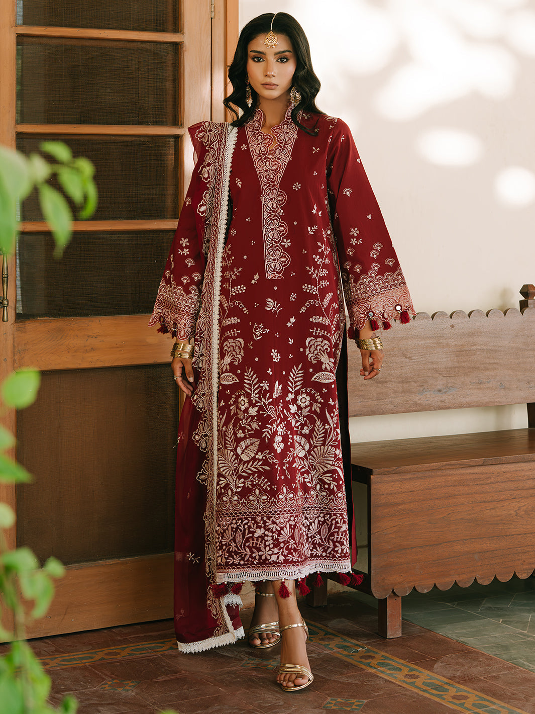 MAHNUR-3PIECE LAWN EMBROIDERED SHIRT WITH KHADDI NET EMB DUPATTA AND TROUSER-BIC-4700