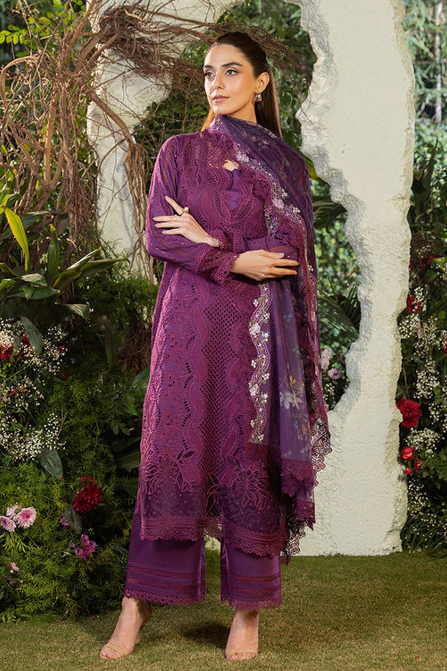 SOBIA NAZIR-3PC LAWN LASERCUT EMBROIDERED SHIRT WITH  MONARK PRINT DUPATTA AND TROUSER BIC-3698