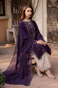 BATIK-3PC LAWN EMBROIDERED SHIRT WITH CHIFFON EMBROIDERED DUPATTA AND EMB TROUSER-BIC-4761