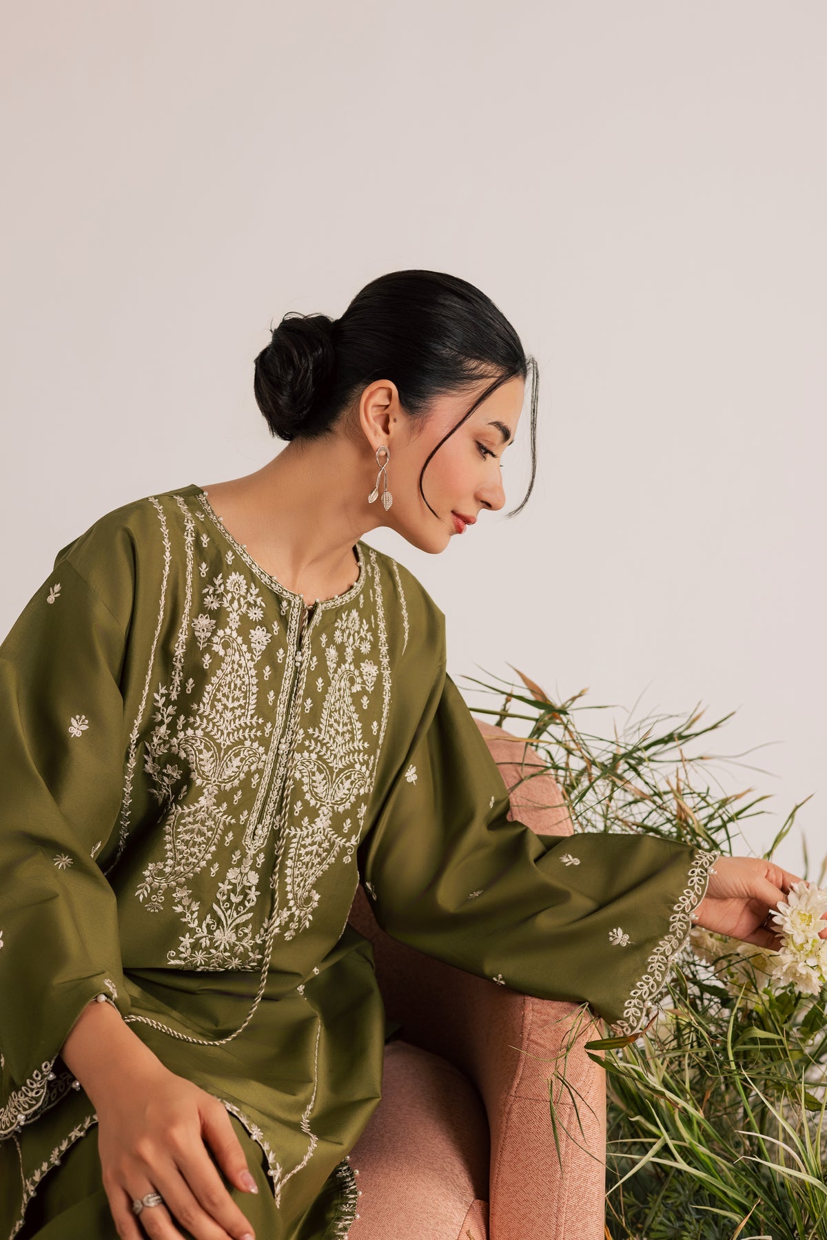 BATIK-2PIECE LAWN EMBROIDERED SHIRT WITH LAWN EMB TROUSER-BIC-264