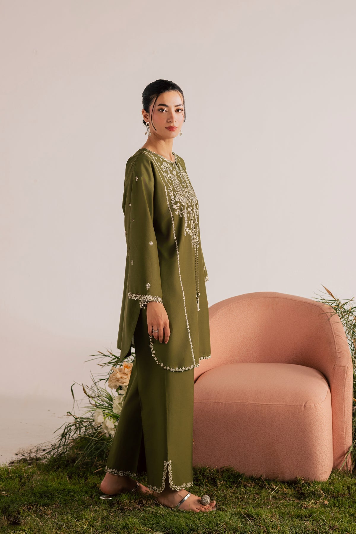 BATIK-2PIECE LAWN EMBROIDERED SHIRT WITH LAWN EMB TROUSER-BIC-264
