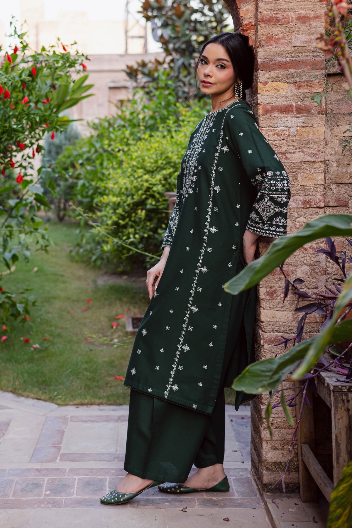 BATIK-2PIECE LAWN EMBROIDERED SHIRT WITH LAWN EMB SLEEVES-BIC-266