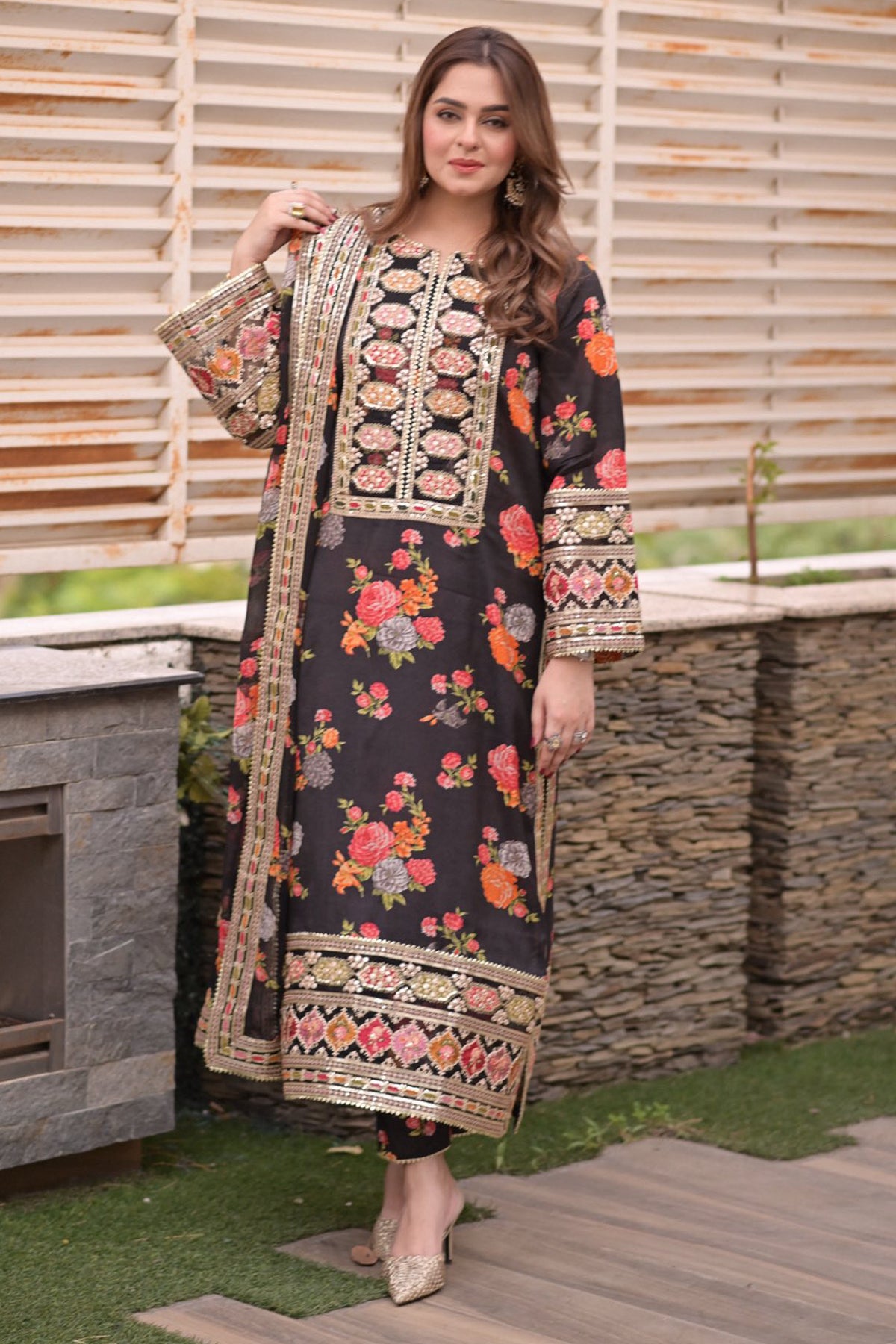 BAROQUE-3PC SHAMOZE SILK PRINTED EMBROIDERED SHIRT WITH SOFT SILK PRINTED EMB DUPATTA & PRINTED TROUSER BIC-1705