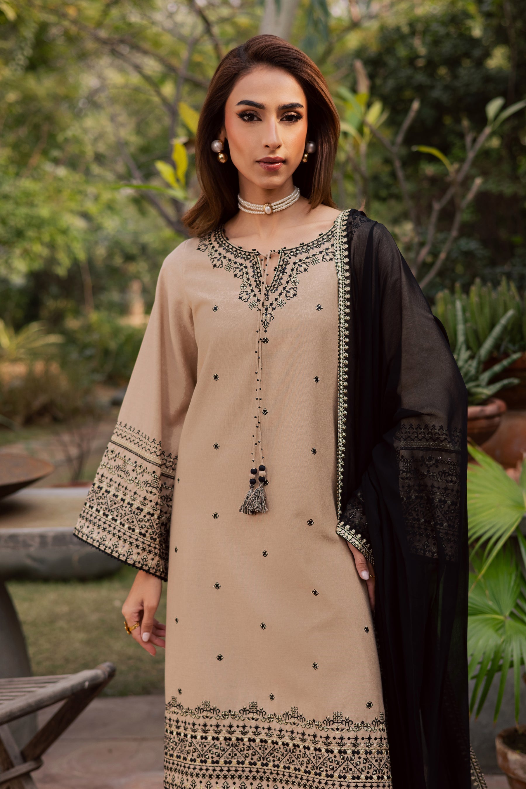 BATIK-3PC LAWN EMBROIDERED SHIRT WITH CHIFFON EMBROIDERED DUPATTA AND EMB TROUSER-BIC-4765