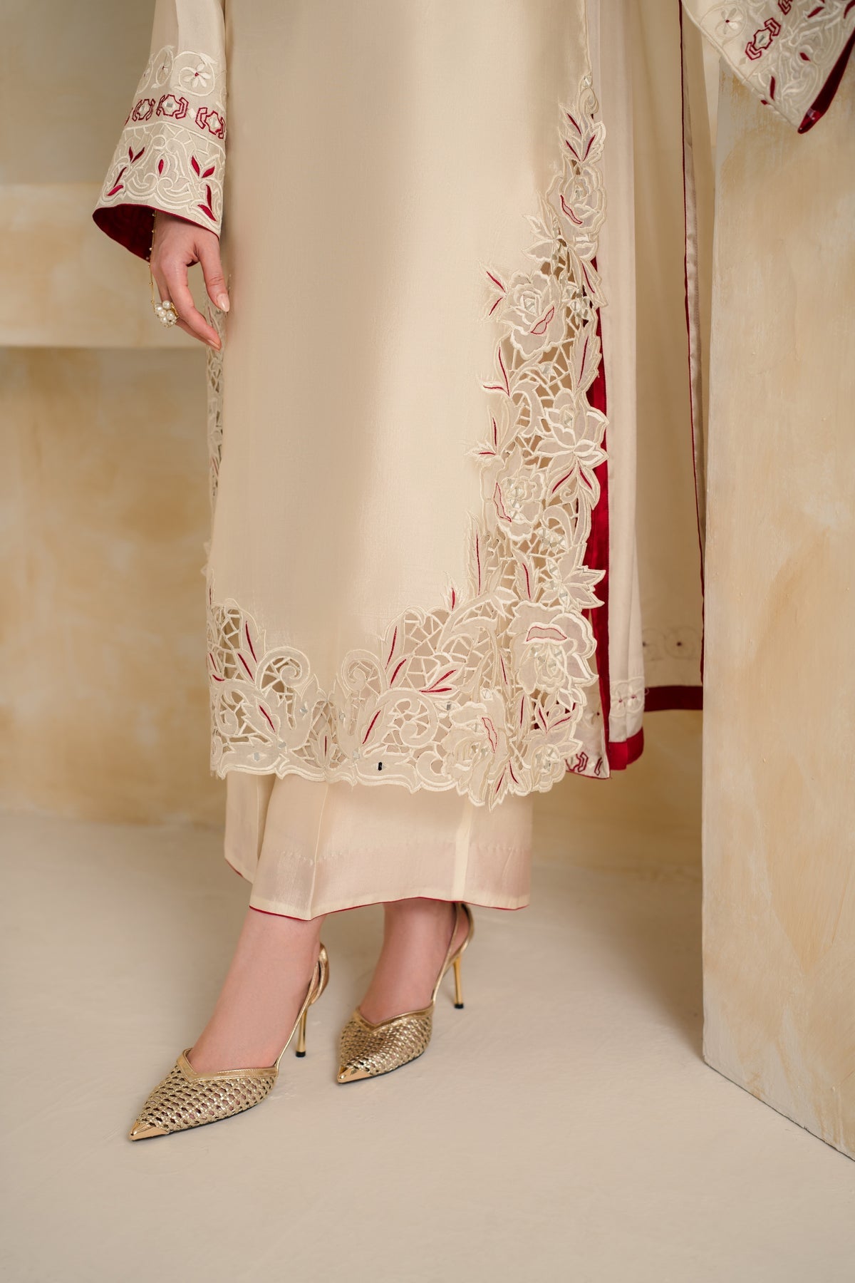 VINTAGE-3 PIECE DHANAK EMBROIDERED SHIRT WITH DHANAK EMBROIDERED SHAWL AND TROUSER-BIC-5232
