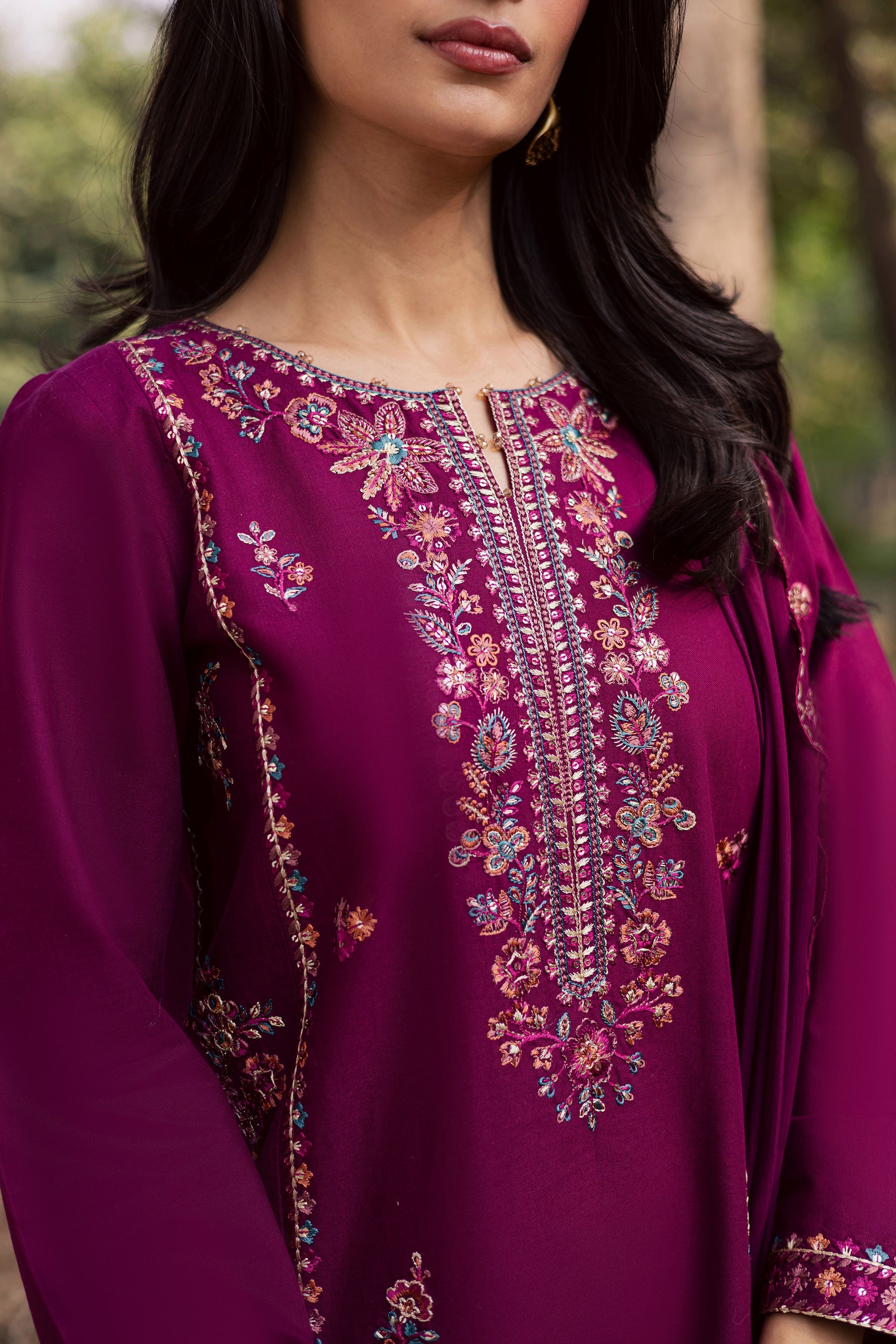 BATIK-3PIECE LAWN SEQUIN EMBROIDERED SHIRT WITH CHIFFON EMBROIDERED DUPATTA AND TROUSER-BIC-4857